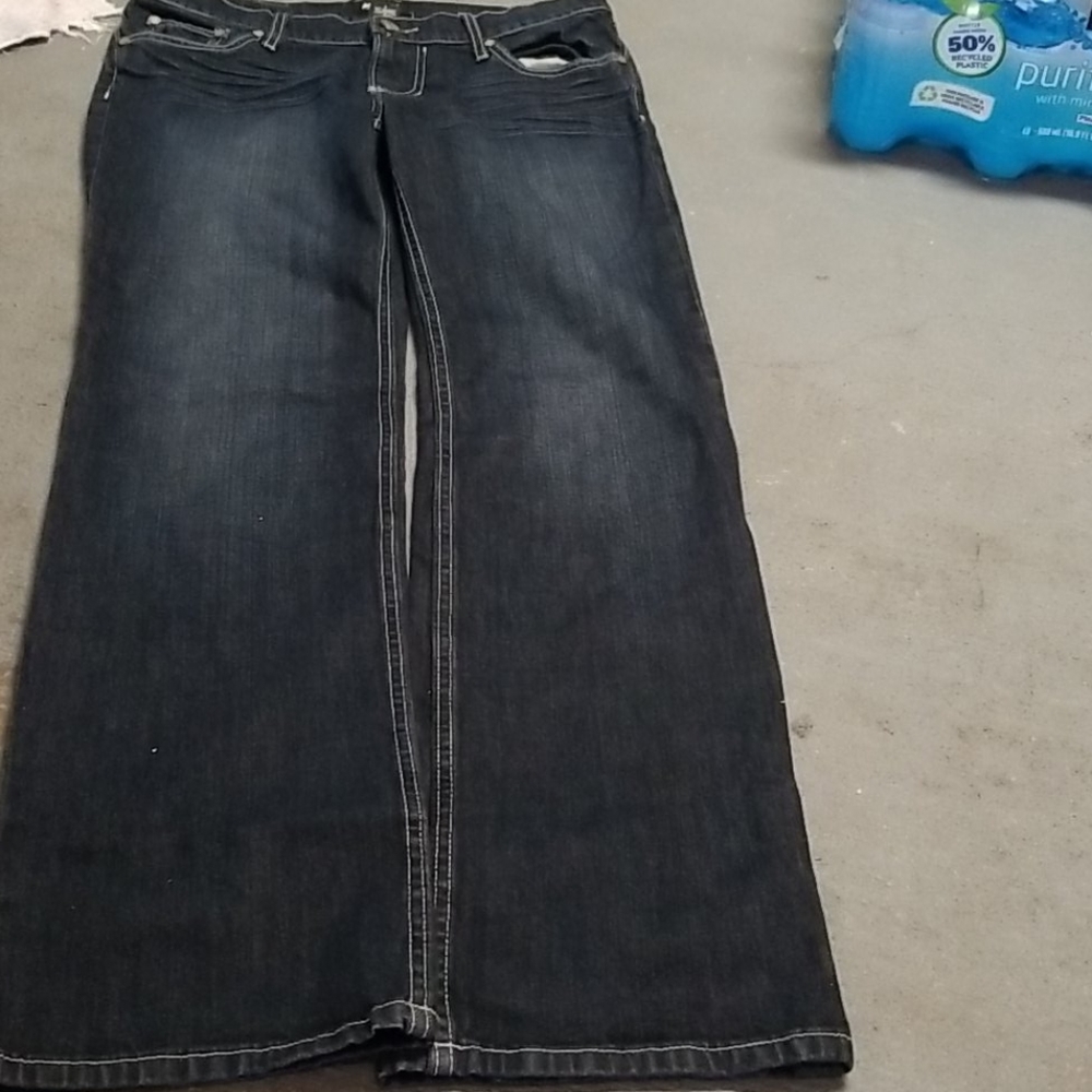 Jean - Picture 1 of 5